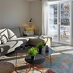 Haus No 7