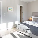 Haus No 7 *