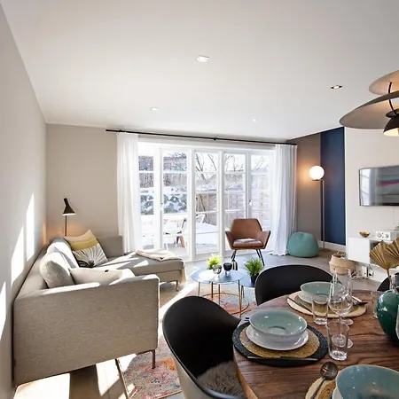 Haus No 7 * List